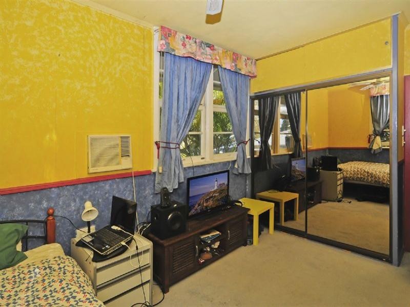 10 Allan Street, Goodna QLD 4300