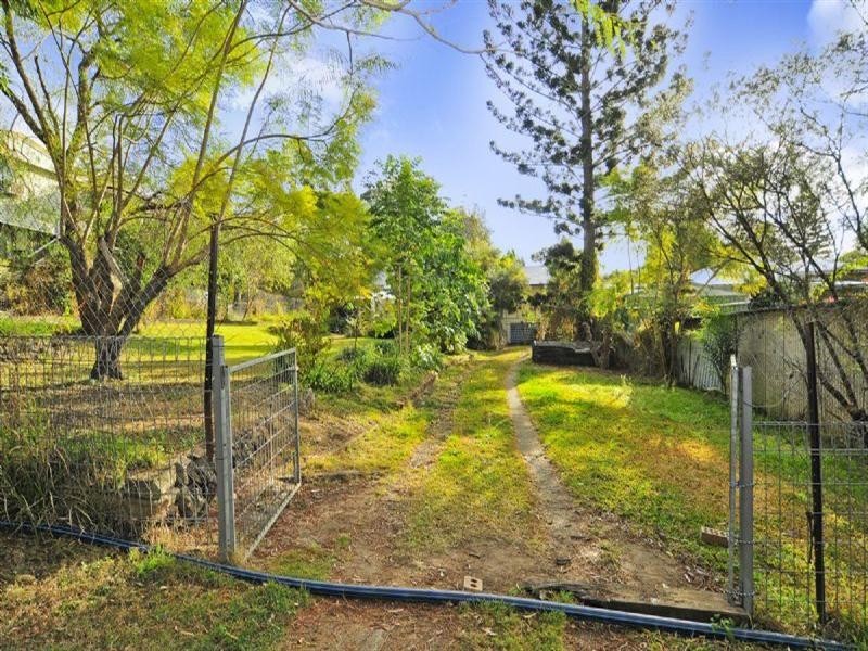 10 Allan Street, Goodna QLD 4300