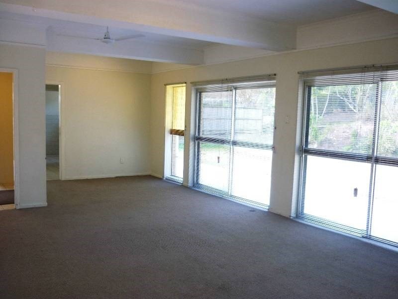 345 Jones Road, Bellbird Park QLD 4300