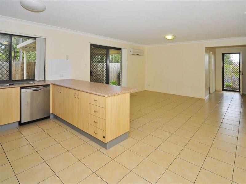 27 Whipbird Street, Bellbird Park QLD 4300