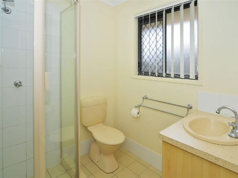 27 Whipbird Street, Bellbird Park QLD 4300