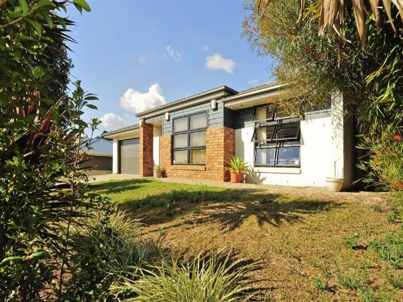 32 Holterman Crescent, Redbank Plains QLD 4301