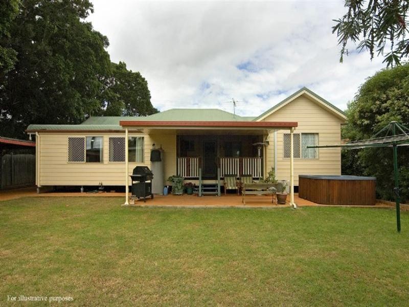 29 Halletts Road, Redbank Plains QLD 4301
