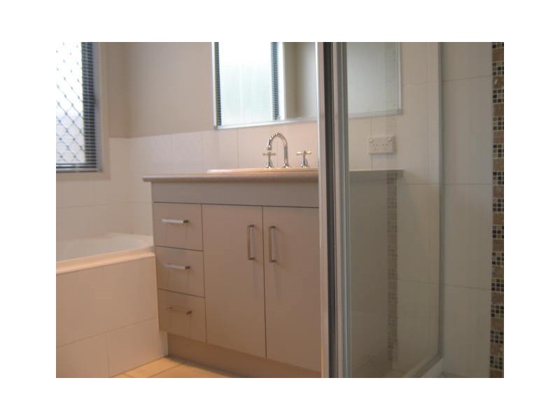 34 Somerwil Crescent, Bellbird Park QLD 4300