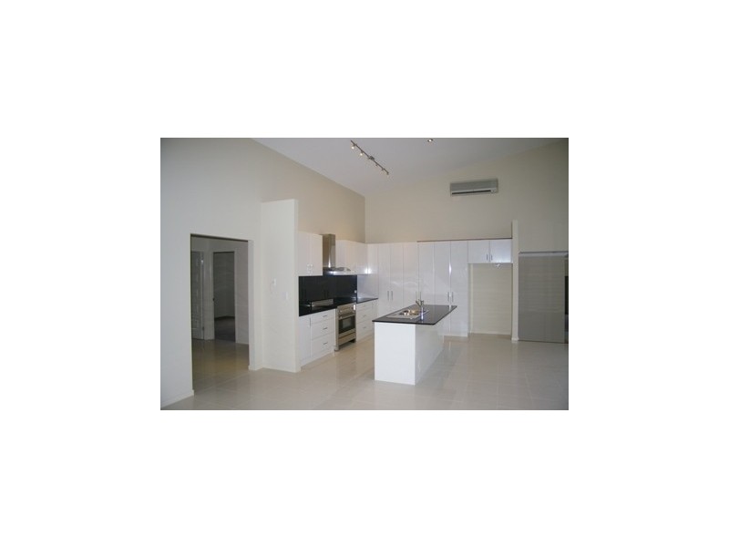 8 Wattletree Court, Brookwater QLD 4300