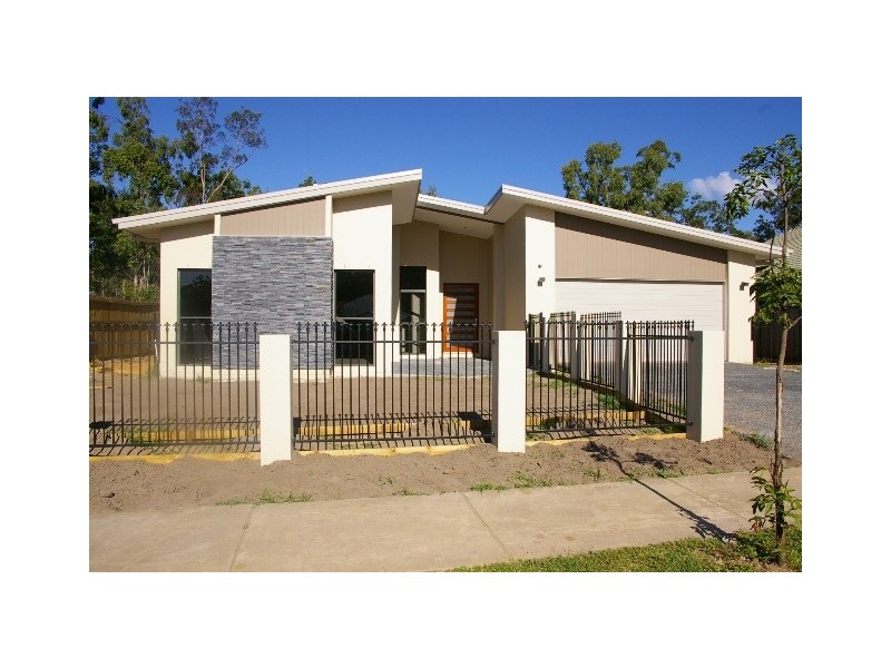 8 Wattletree Court, Brookwater QLD 4300