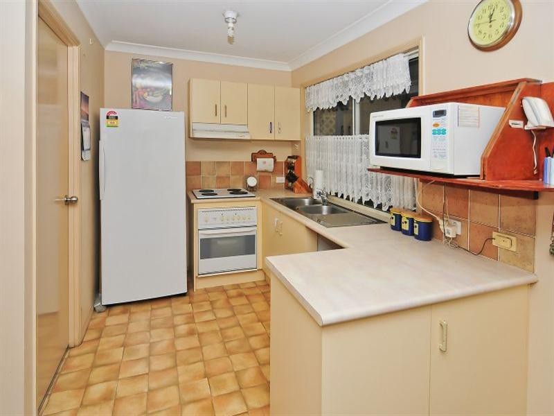 27 Ingles Drive, Redbank Plains QLD 4301