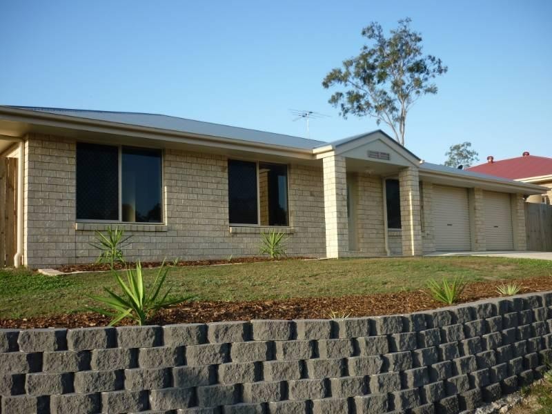 2 Jenny McMahon Court, Goodna QLD 4300