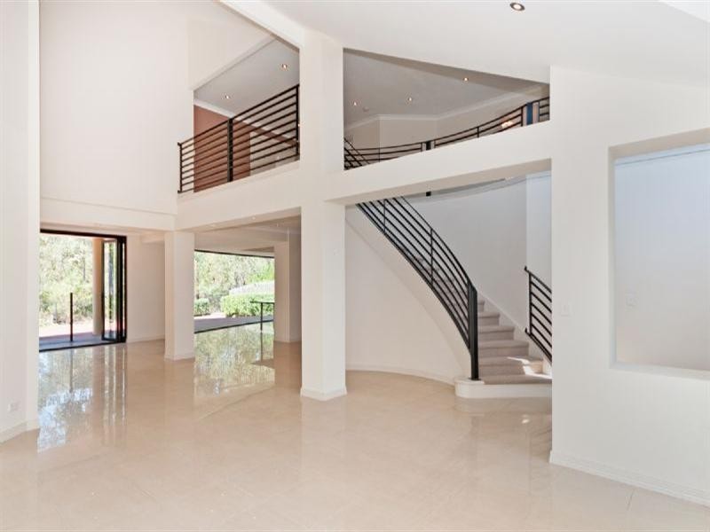 14 Oakview Circuit, Brookwater QLD 4300