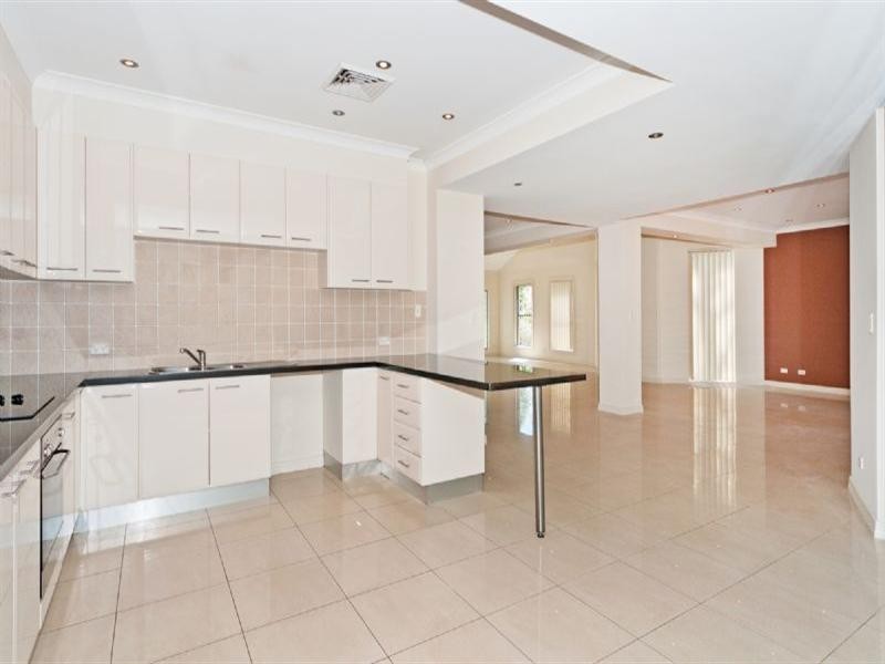 14 Oakview Circuit, Brookwater QLD 4300