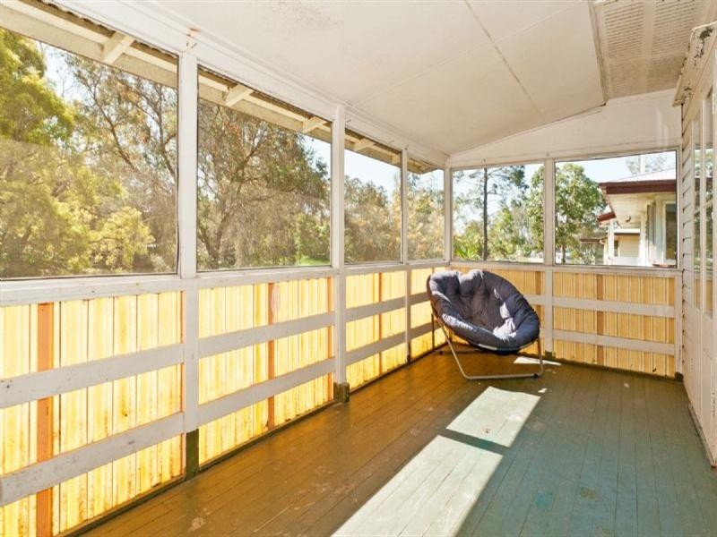 33 Dorricott Crescent, Goodna QLD 4300