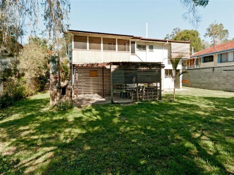 33 Dorricott Crescent, Goodna QLD 4300