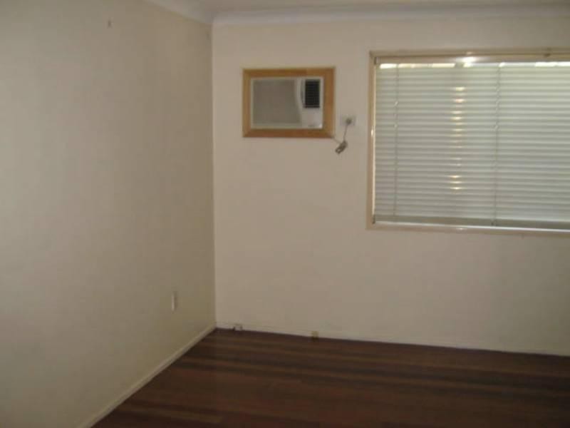 76 Parker Street, Goodna QLD 4300