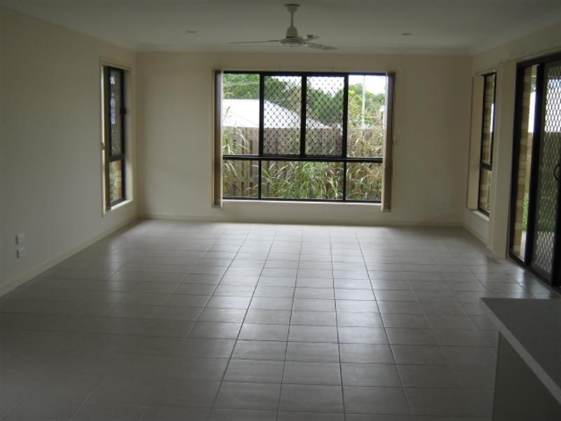 9 Patsy Drive, Redbank Plains QLD 4301