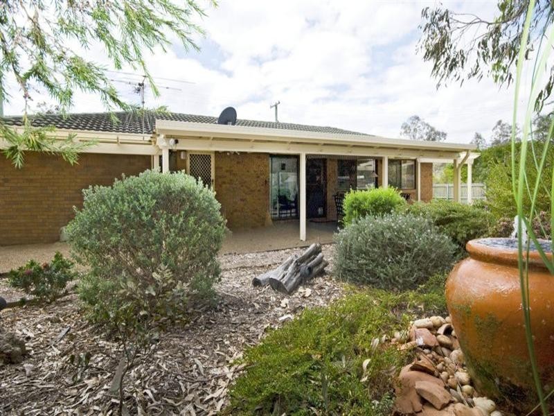 2 Nugent Street, Bellbird Park QLD 4300