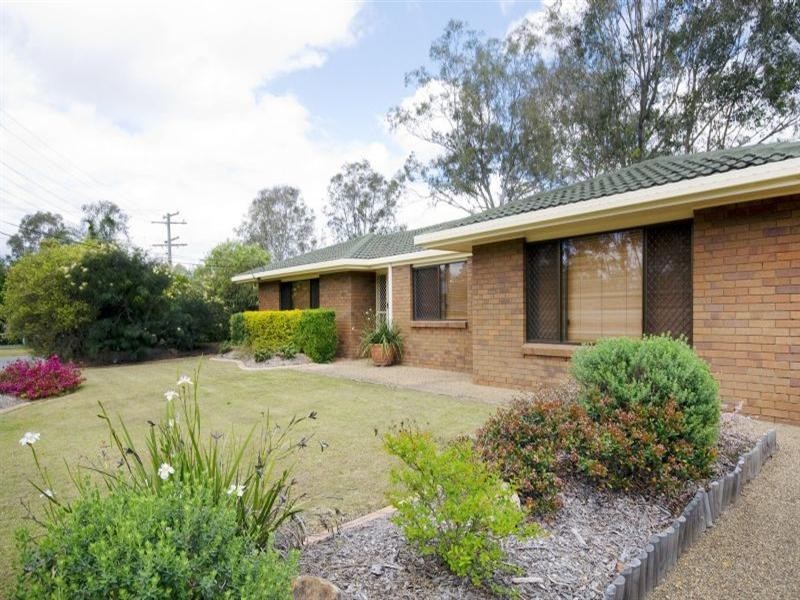 2 Nugent Street, Bellbird Park QLD 4300