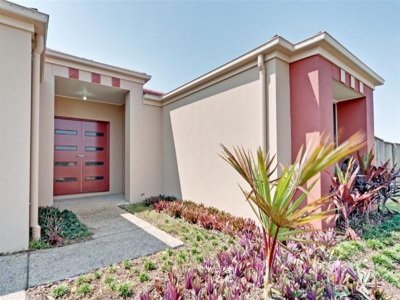 24 Harold Reinhardt Drive, Redbank Plains QLD 4301