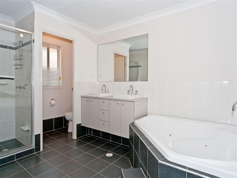 24 Harold Reinhardt Drive, Redbank Plains QLD 4301