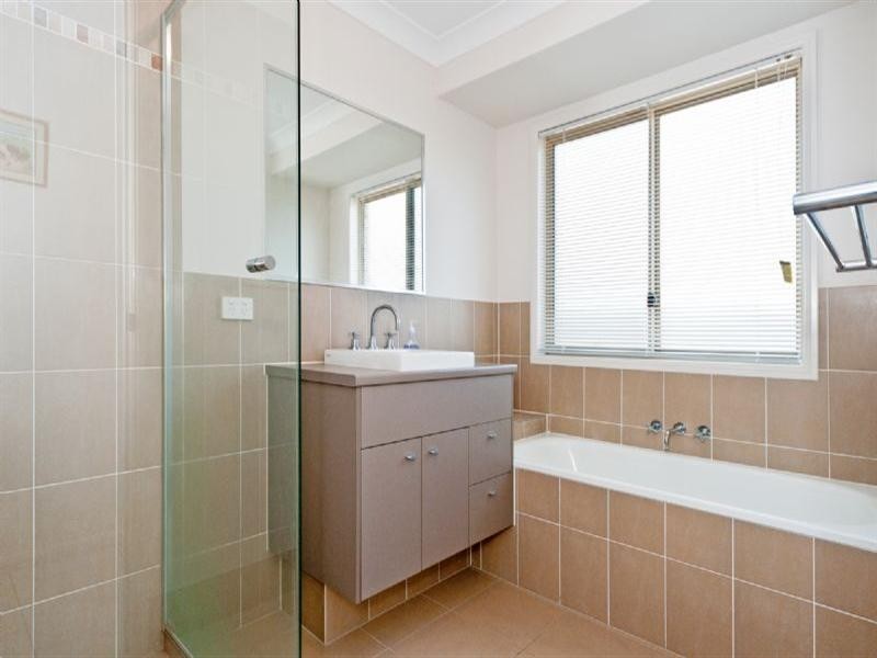 24 Harold Reinhardt Drive, Redbank Plains QLD 4301