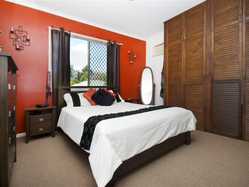 39 Glen Brae Street, Redbank Plains QLD 4301