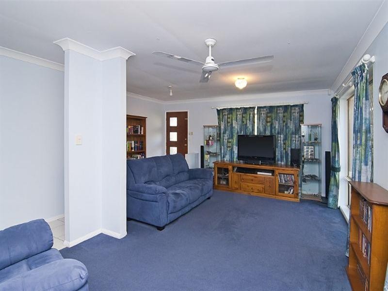 9 Aquamarine Street, Springfield QLD 4300