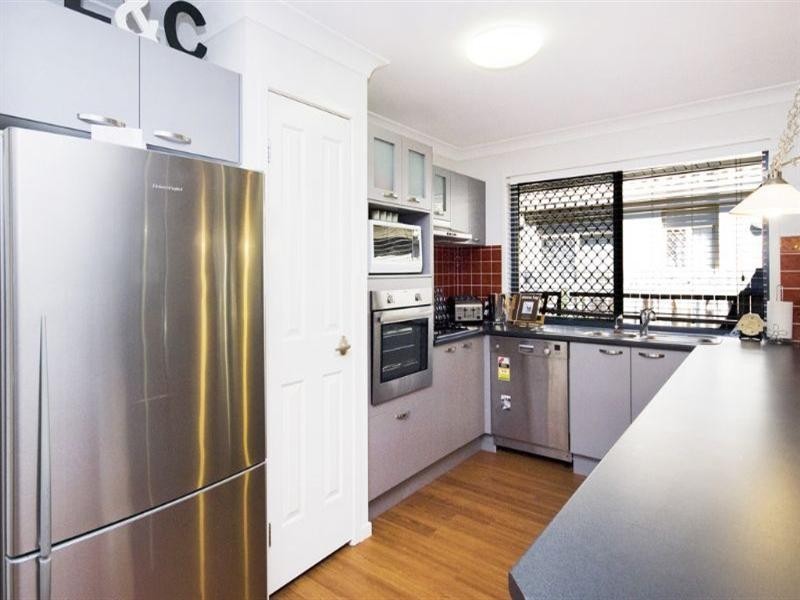 16 Speckled Circuit, Springfield Lakes QLD 4300