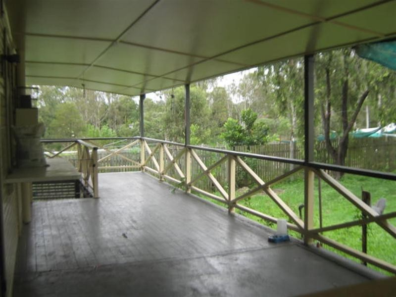 39 Caroline Street, Riverview QLD 4303