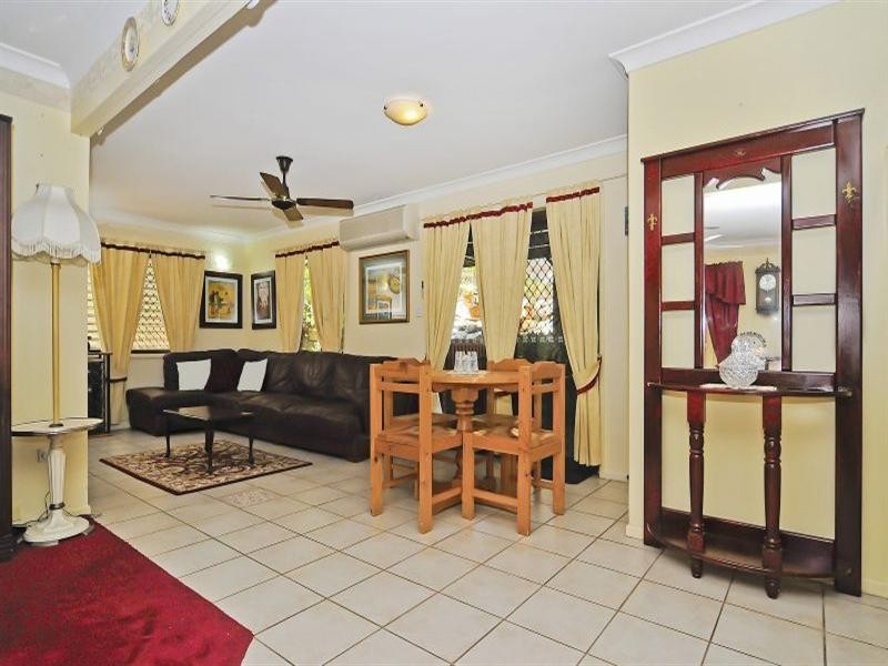 6 Glyn Court, Redbank Plains QLD 4301