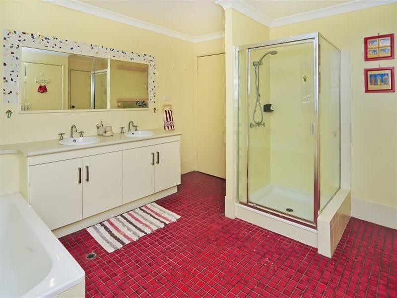 6 Glyn Court, Redbank Plains QLD 4301