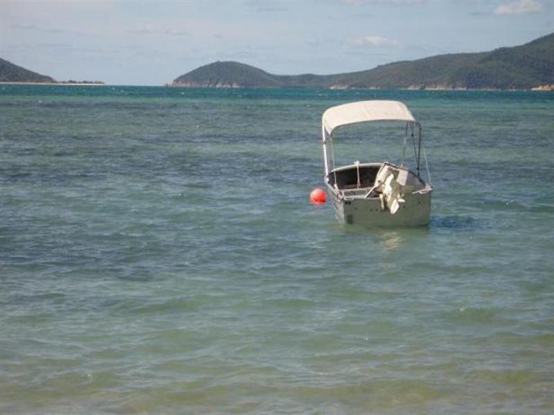 110 GLOUCESTER Avenue, Hideaway Bay QLD 4800