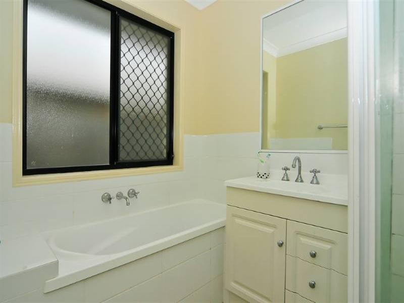 5 Pearse Street, Collingwood Park QLD 4301