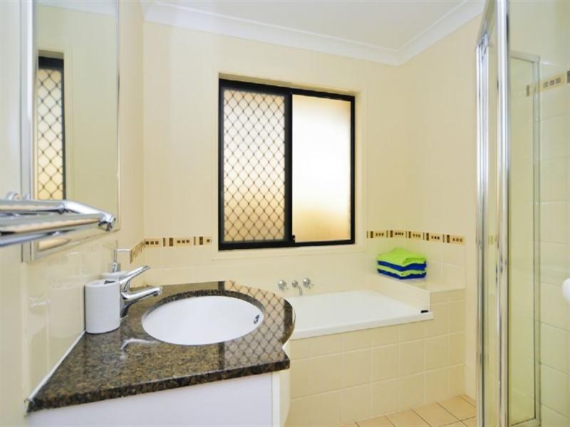 7 Casement Court, Collingwood Park QLD 4301