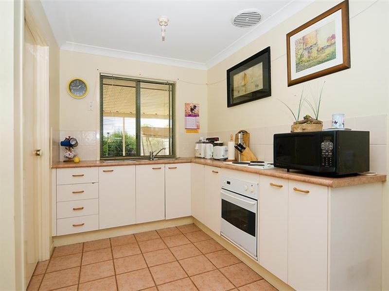 12 Clifford Street, Goodna QLD 4300