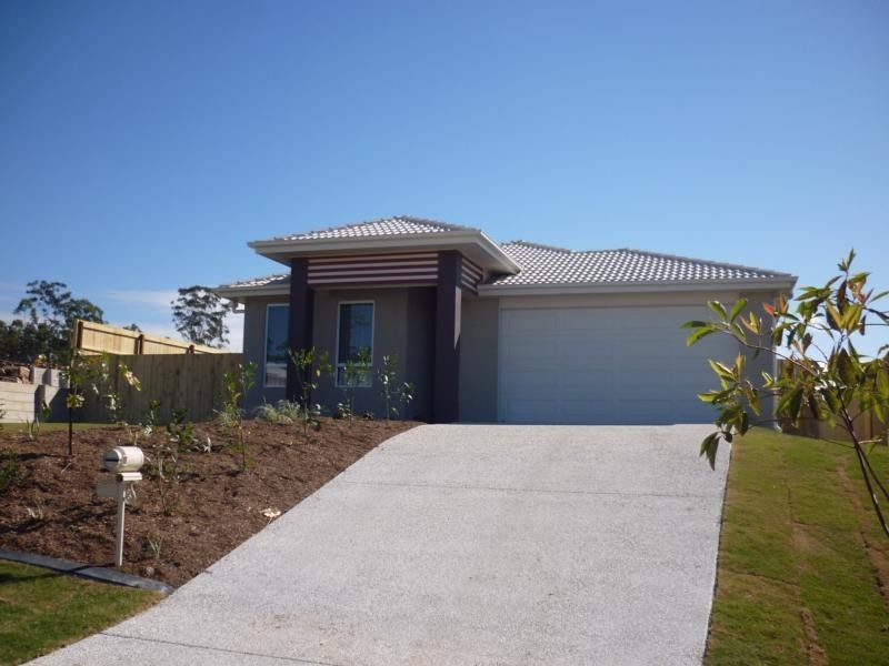 9 Stanbury Drive, Goodna QLD 4300