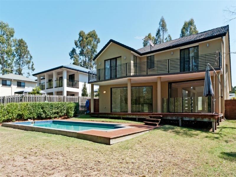 14 Oakview Circuit, Brookwater QLD 4300