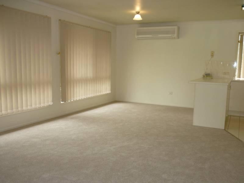 1/2 Rylance Street, Goodna QLD 4300