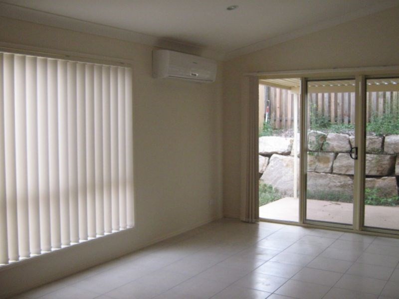 31 Dornoch Crescent, Raceview QLD 4305