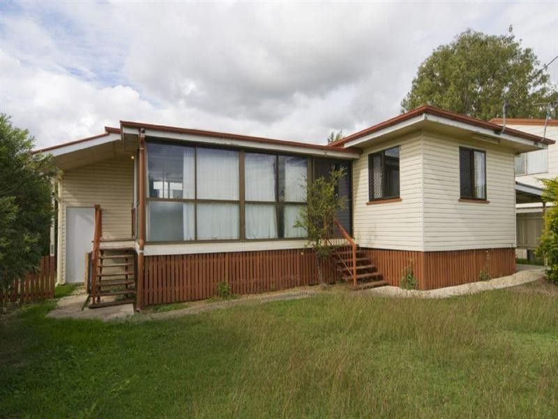218 Whitehill Road, Raceview QLD 4305