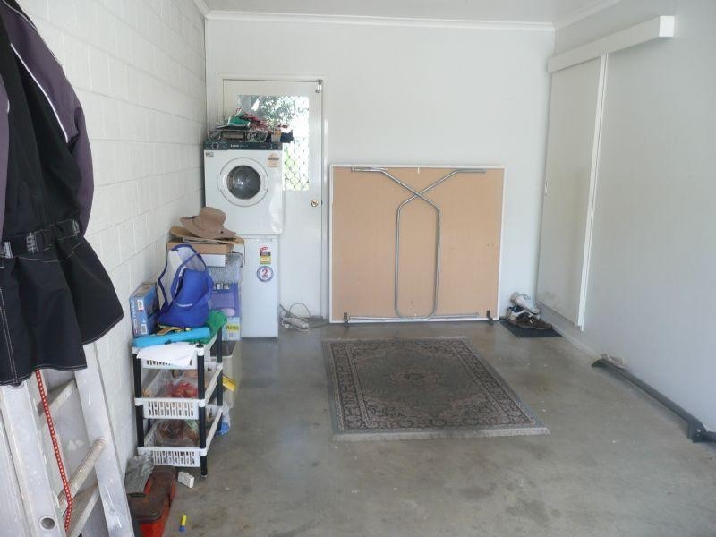 2/3 Mooney Close, Goodna QLD 4300