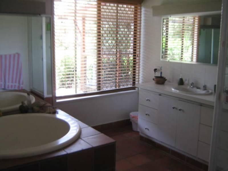 6 Jayvilla Court, Bellbird Park QLD 4300