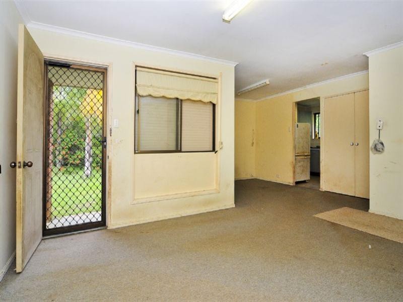 8 Karabil Street, Redbank Plains QLD 4301
