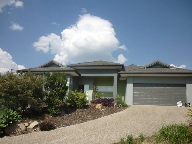 8 Waterhousia Crescent, Brookwater QLD 4300