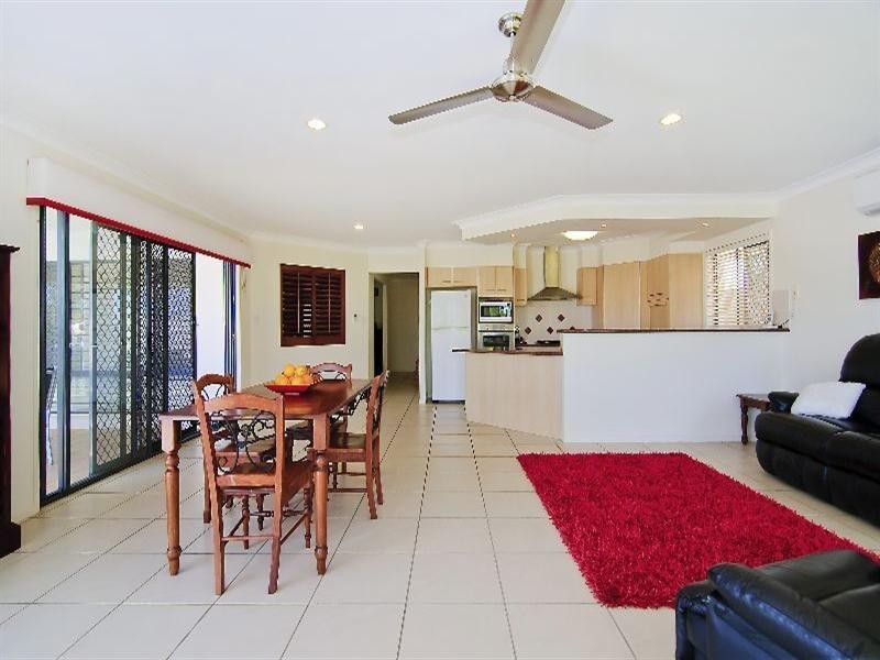 22 Peachester Close, Ormeau QLD 4208