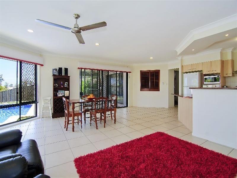 22 Peachester Close, Ormeau QLD 4208