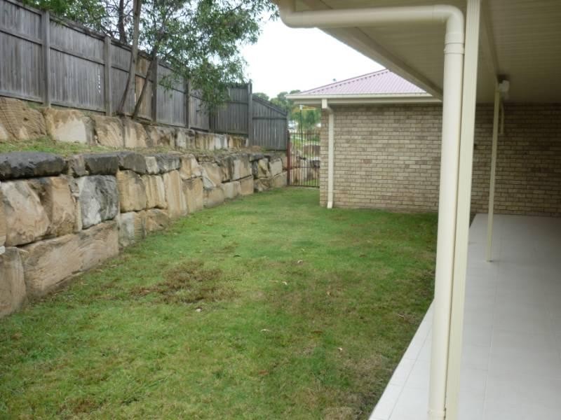 1 Pinewood Court, Springfield QLD 4300