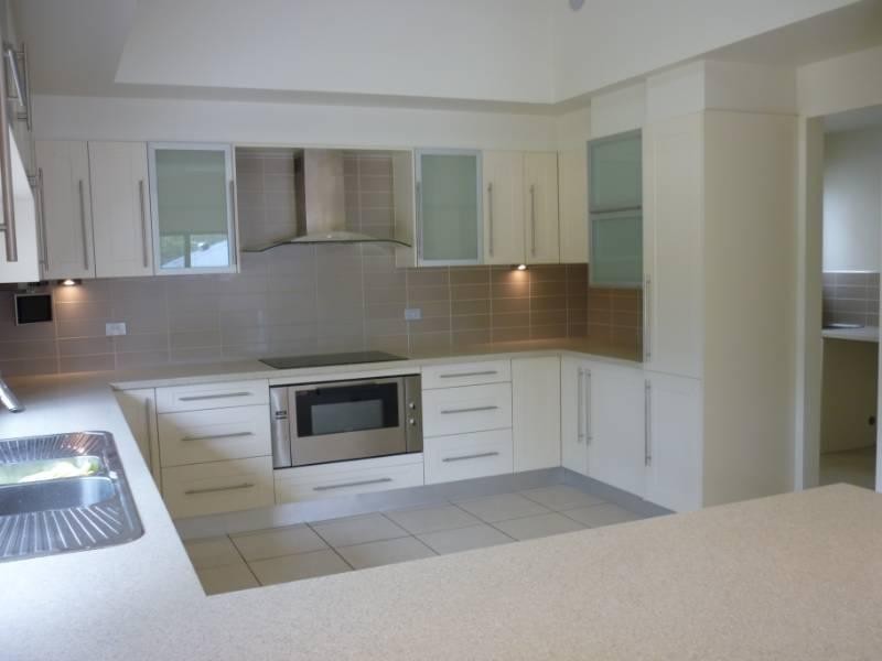 8 Eugene Street, Bellbird Park QLD 4300