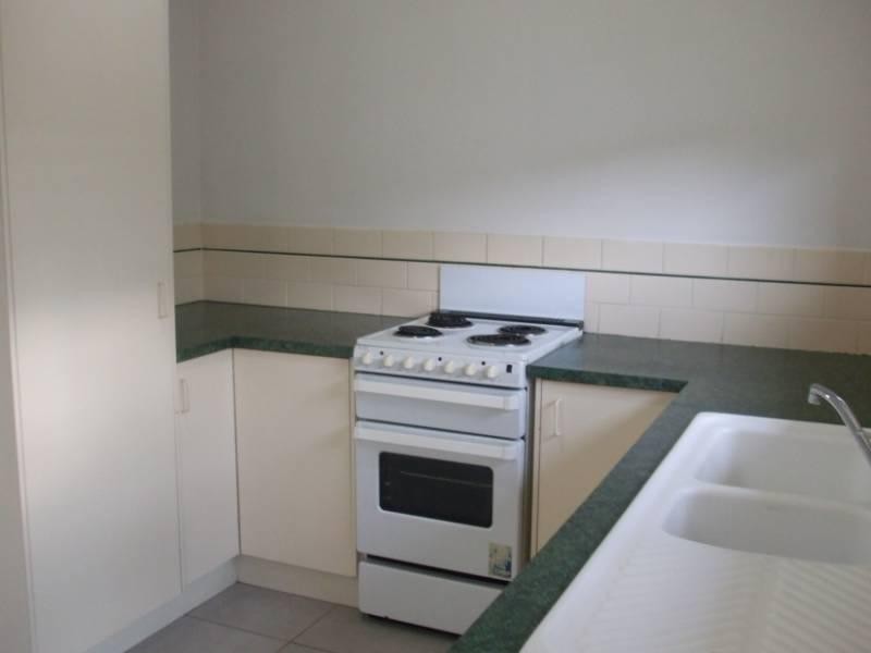 11/6 Rosegum Place, Redbank Plains QLD 4301