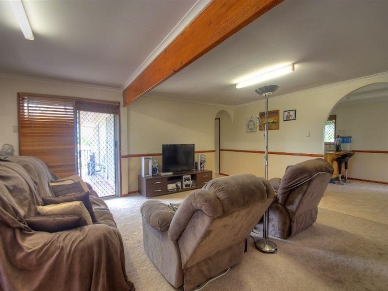 8 Glen Brae Street, Redbank Plains QLD 4301