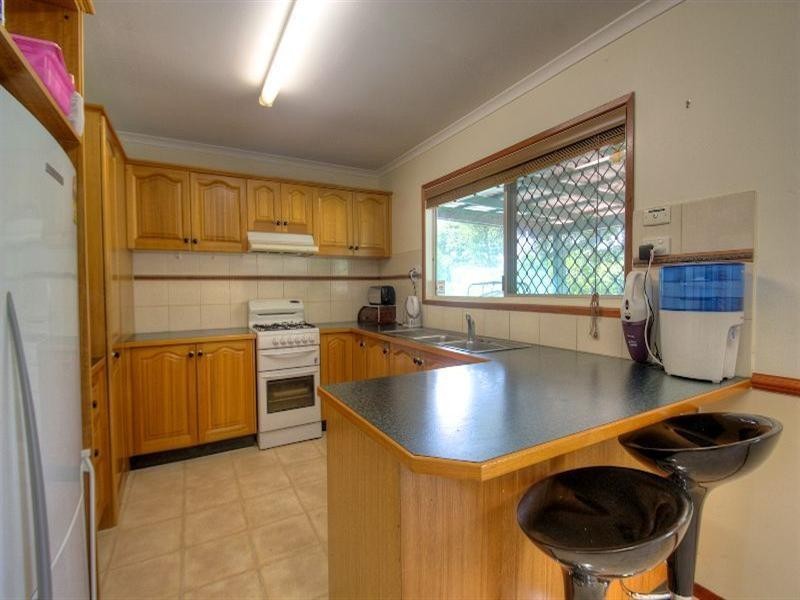 8 Glen Brae Street, Redbank Plains QLD 4301