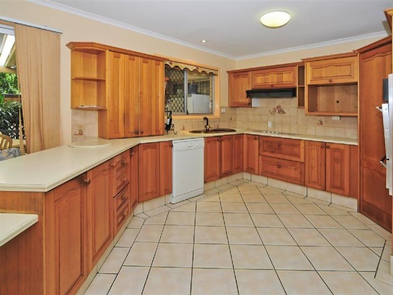 27 Shannon Street, Redbank Plains QLD 4301